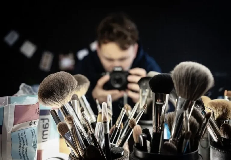 Mastering Cosmetic Product Photography: A Guide to Stunning Visuals