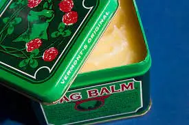 BAG BALM OR VASELINE: WHICH REIGNS SUPREME FOR SKIN CARE?